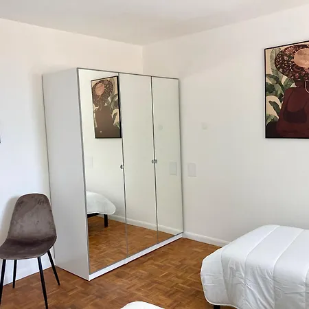 Grand Duplex Climatise Avec Terrasse Face A La Appartement *