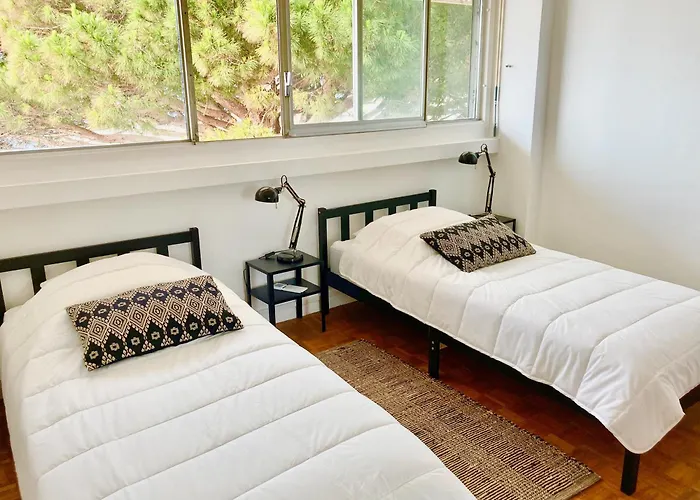 Apartament Grand Duplex Climatise Avec Terrasse Face A La *